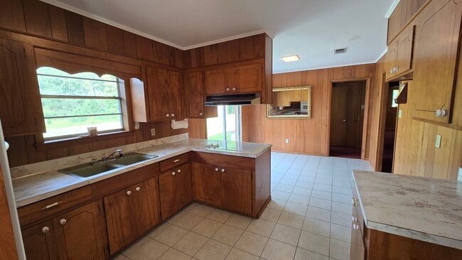 Building Photo - 2578 Fords Creek Rd