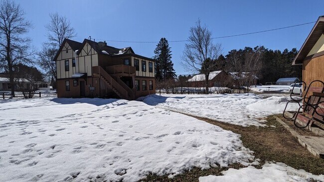 Building Photo - 15990 W 4th St