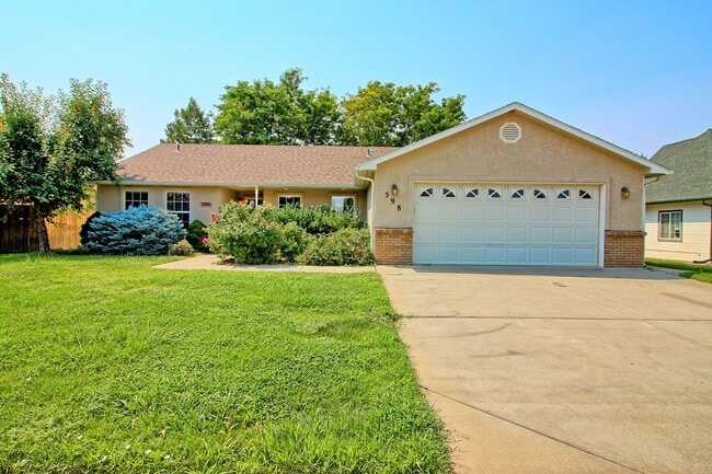 Building Photo - 598 Garnet Dr