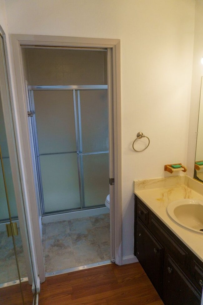 Building Photo - Spacious Three Bedroom, Two Bathroom House featuring Two Car Garage With Huge Yard