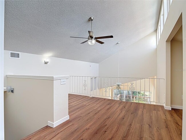 Building Photo - 289 Gull Dr S