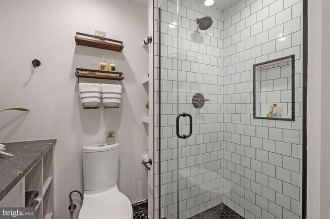 Building Photo - 1979 Biltmore St NW