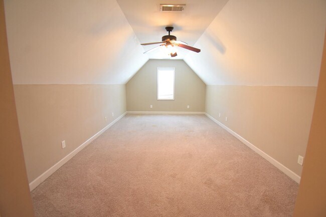 Building Photo - 3871 Glencorra Dr