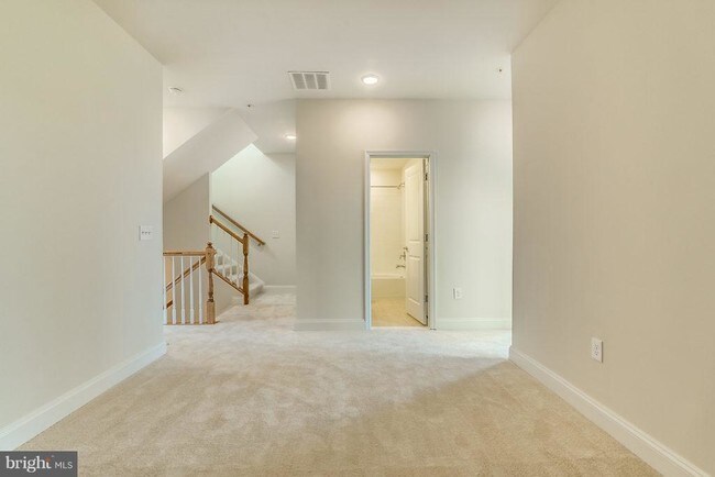Building Photo - 22589 Amendola Terrace