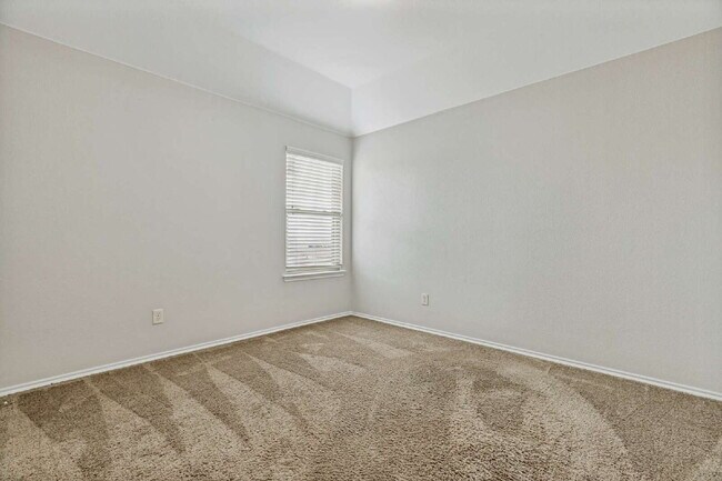 Building Photo - Modern Suburban Retreat in the Heart of McKinney