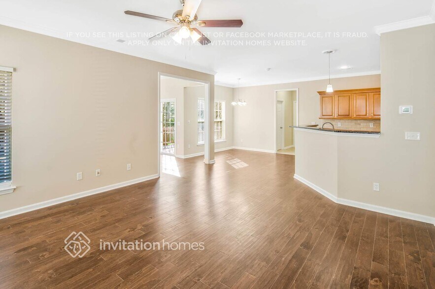 Building Photo - 6918 Olmsford Dr