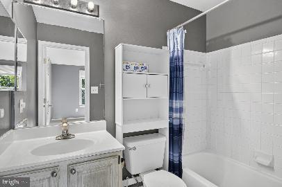 Building Photo - 4512 Rutherford Way