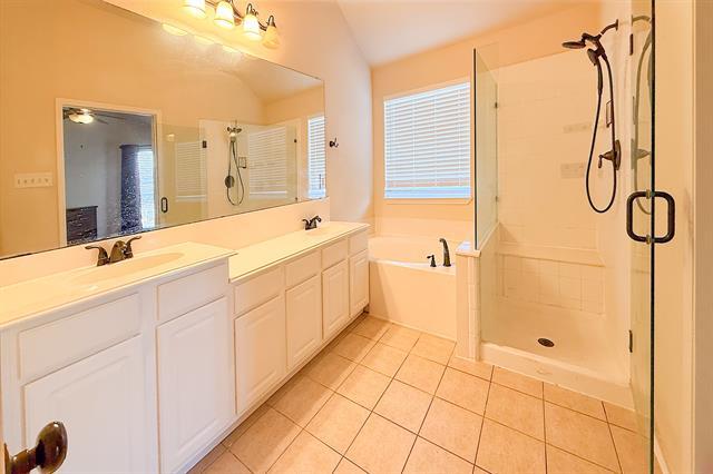 Building Photo - 1615 Bur Oak Dr