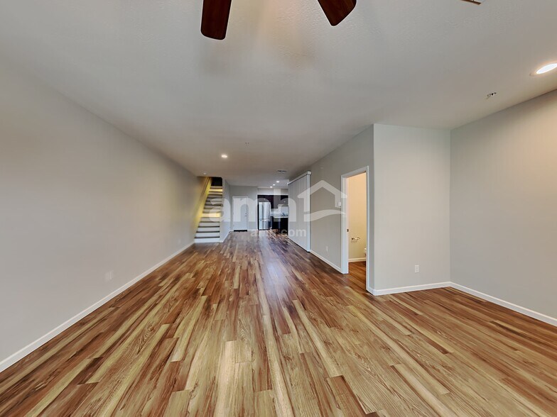 Building Photo - 20695 W Point Ridge Rd