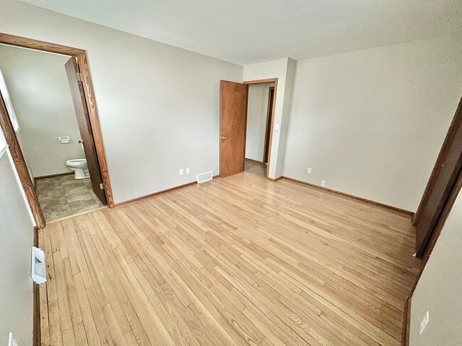 Building Photo - 5828-5830 North 76th Street