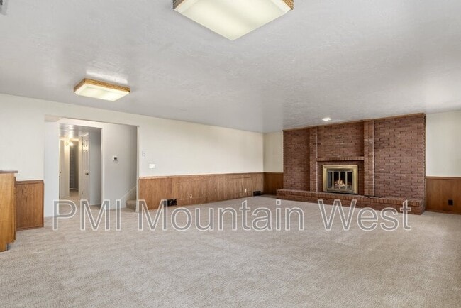 Building Photo - 1123 S 1500 E
