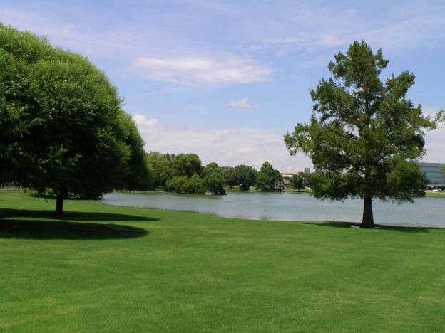 Building Photo - Lakeshore at Maxey Park