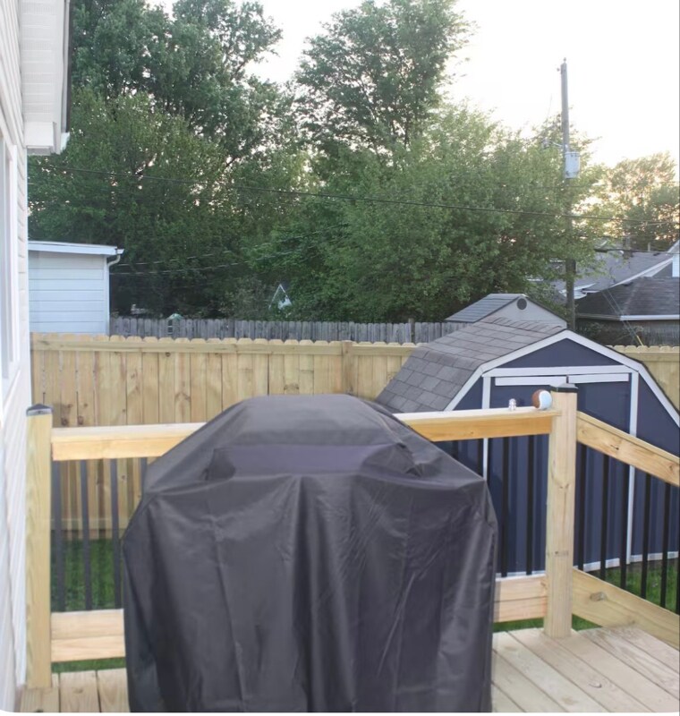 Building Photo - 651 Merwin Ave