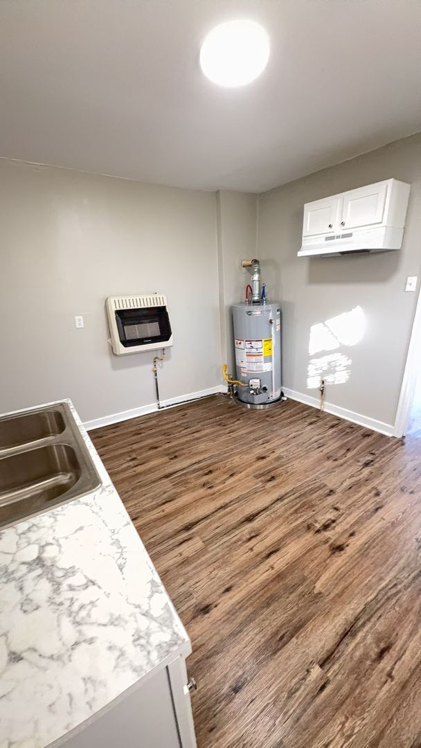 Building Photo - Charming 1 Bedroom, 1 Bath | Open to Section 8