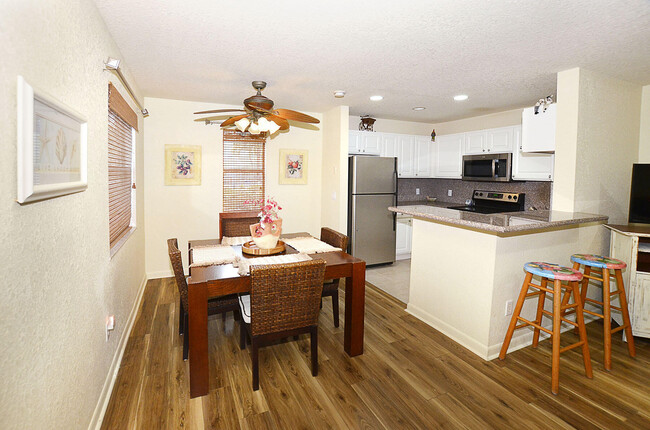 Building Photo - 1135 3rd Ave