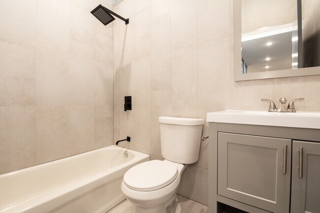 Building Photo - 1415 N 7th St