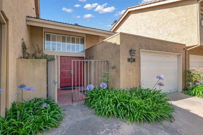 Building Photo - 2579 Caminito Muirfield