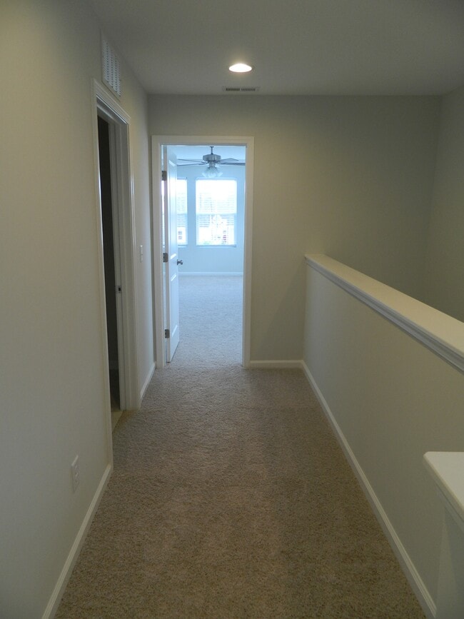 Building Photo - 1197 Little Gem Ln