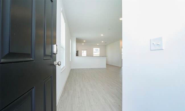 Building Photo - 23539 Weir Box Rd