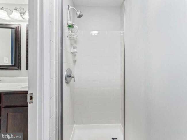 Building Photo - 8956 Skyrock Ct