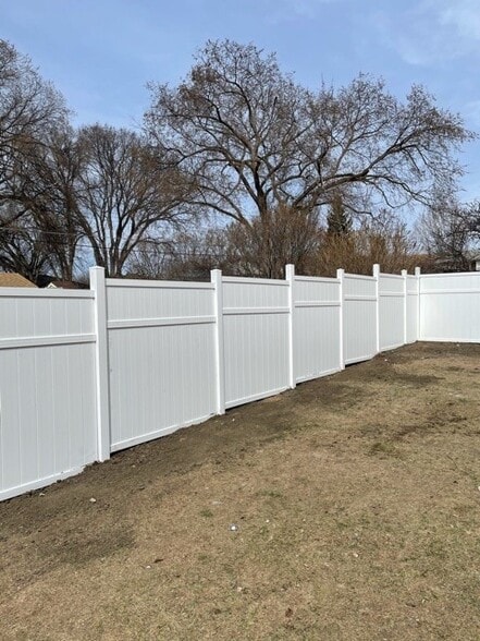 Backyard - 1504 N 19th st