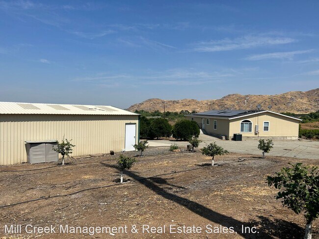 Building Photo - 4 br, 2.5 bath House - 25589 AVE 216