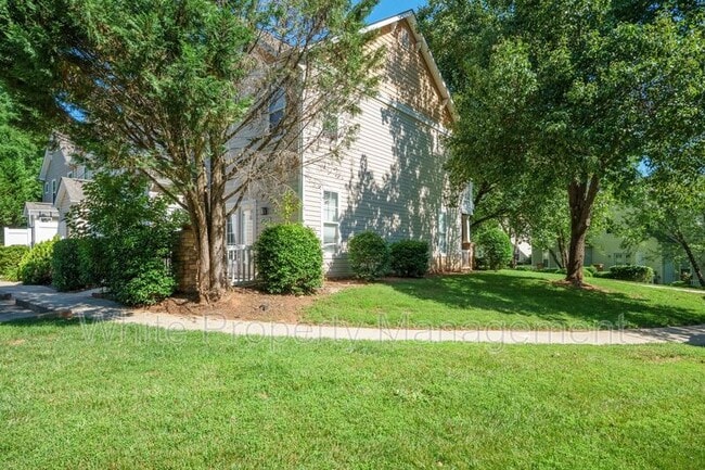 Building Photo - 11339 Dundarrach Ln