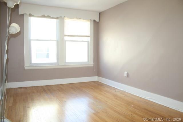 Building Photo - 860 Orange St
