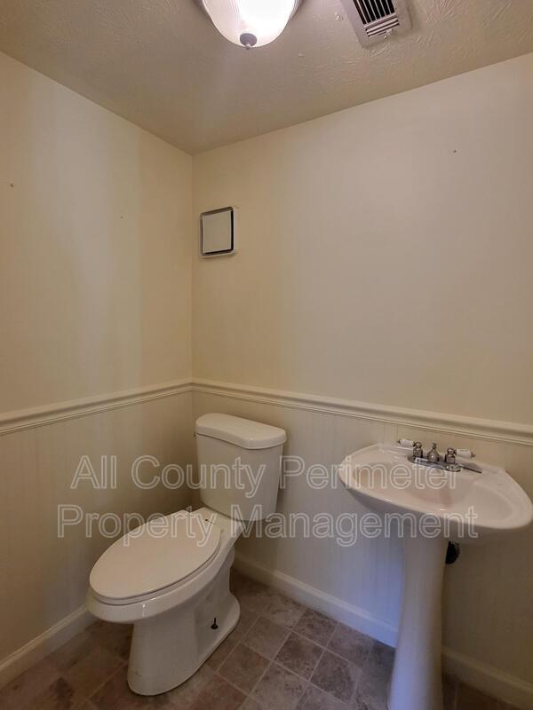 Building Photo - 1920 Shoreline Trace SW