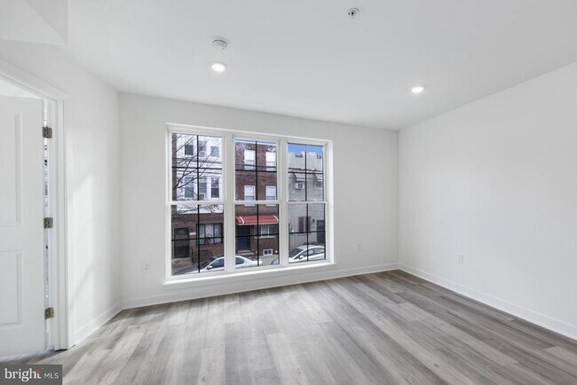 Building Photo - 1116 S 7th St