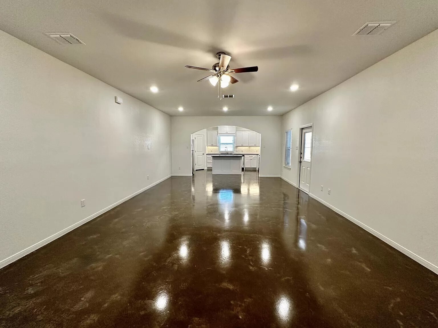 Building Photo - 706 Tower Mill Ct