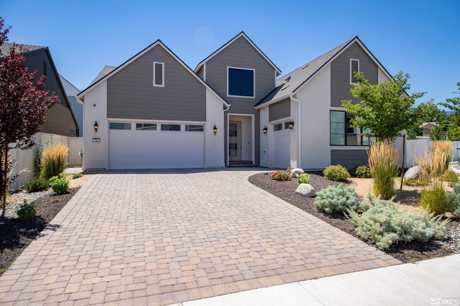 Primary Photo - 724 W Pleasant Oak Trl