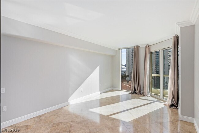 Building Photo - 2777 Paradise Rd