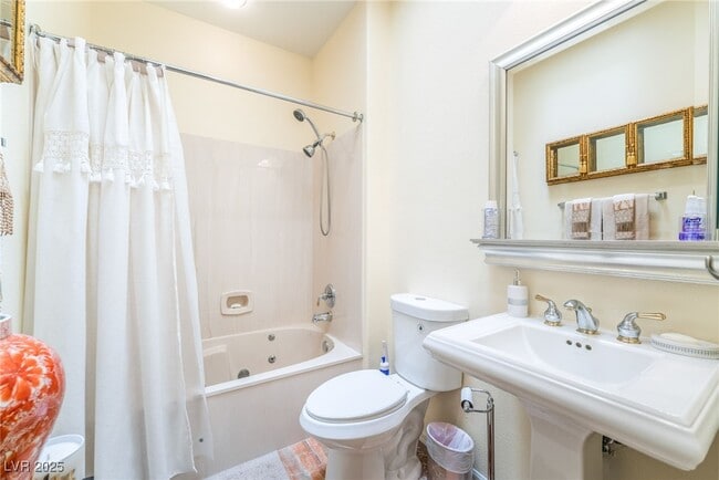 Building Photo - 2706 Grand Forks Rd