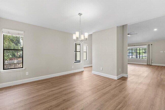 Building Photo - 13131 New Boston Bend