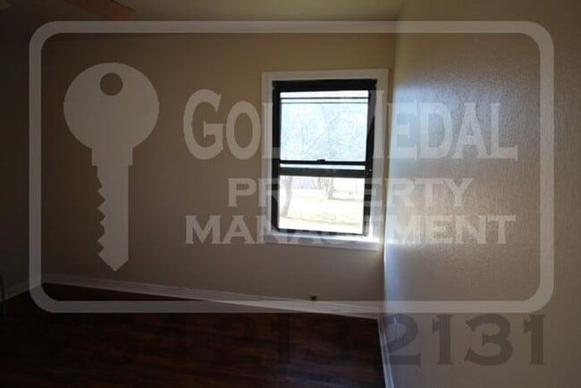 Building Photo - 603 Hill St