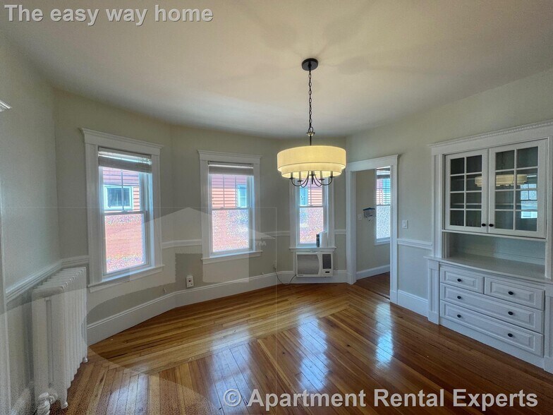 Building Photo - 86 Morrison Ave