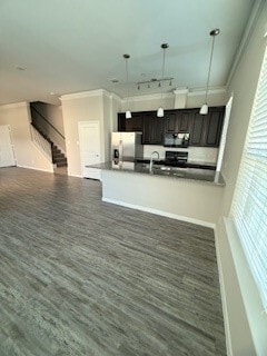 Building Photo - 2993 Byng St