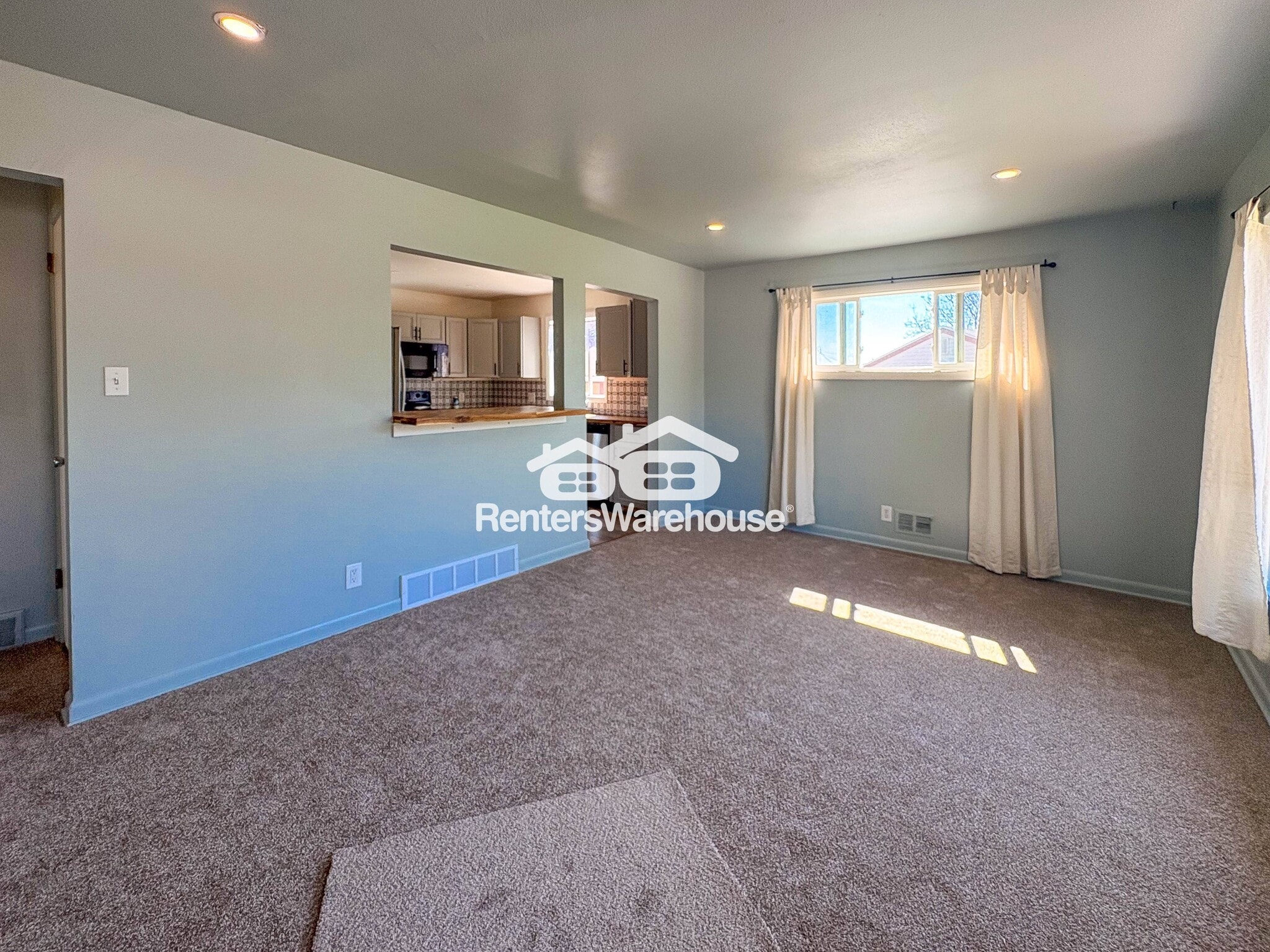 Building Photo - 441 Jennie Dr