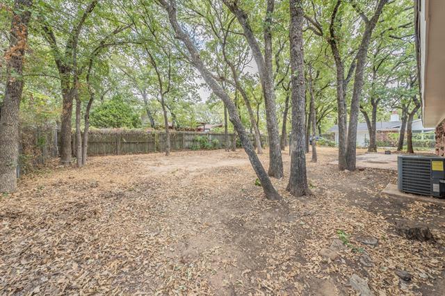 Building Photo - 6409 Yorkshire Dr