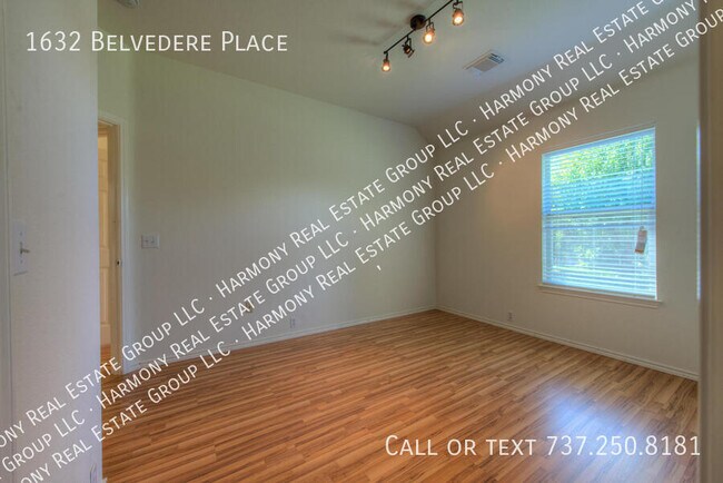 Building Photo - 1632 Belvedere Pl