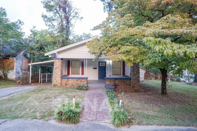 Primary Photo - 1194 Birmingham St