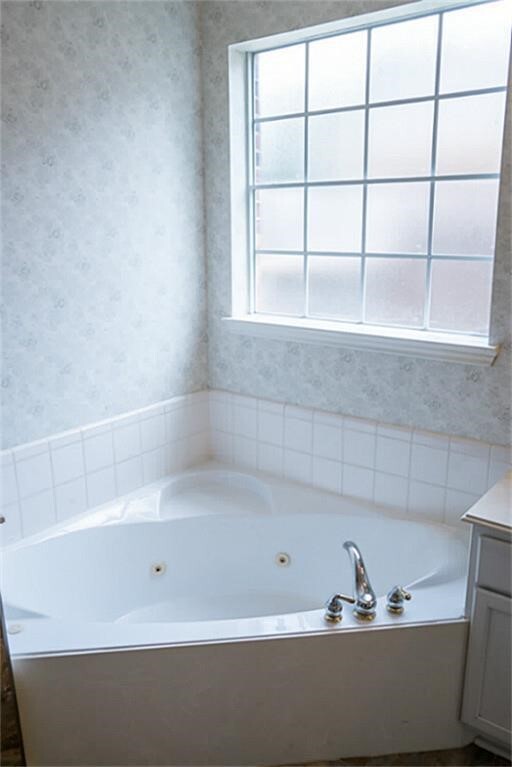 Building Photo - 8803 Wheatland Dr