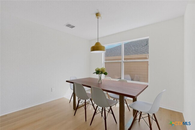 Building Photo - 7306 Concerto Dr