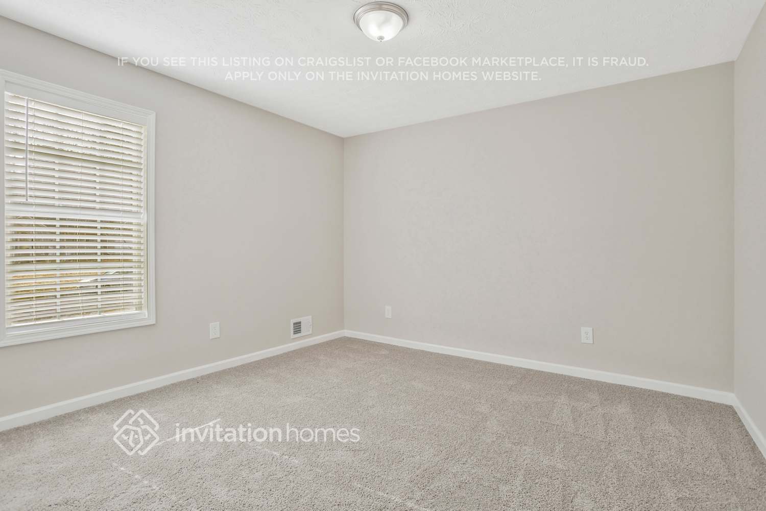 Building Photo - 389 Grove Hill Dr