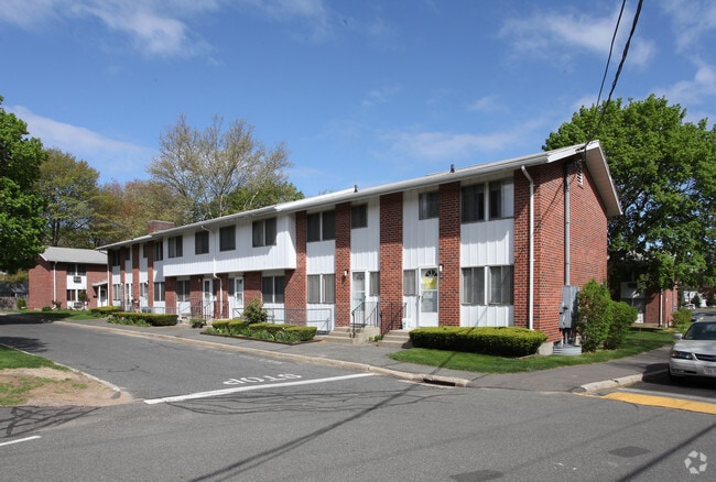 Building Photo - Park East Townhouses