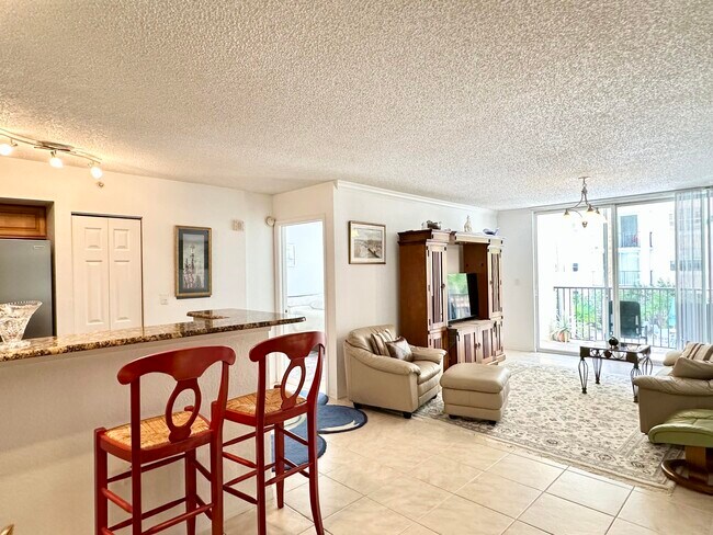 Building Photo - 1801 N Flagler Dr