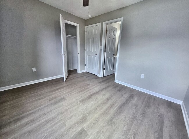 Building Photo - Newly Renovated 3 Bedroom Ranch Home