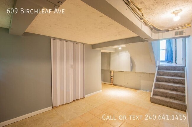 Building Photo - 609 Birchleaf Ave