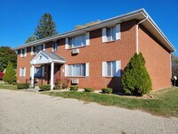 Building Photo - 815 16th Pl